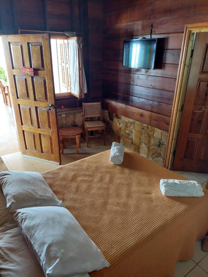 Sunset Bay B&B Brig Bay Bagian luar foto